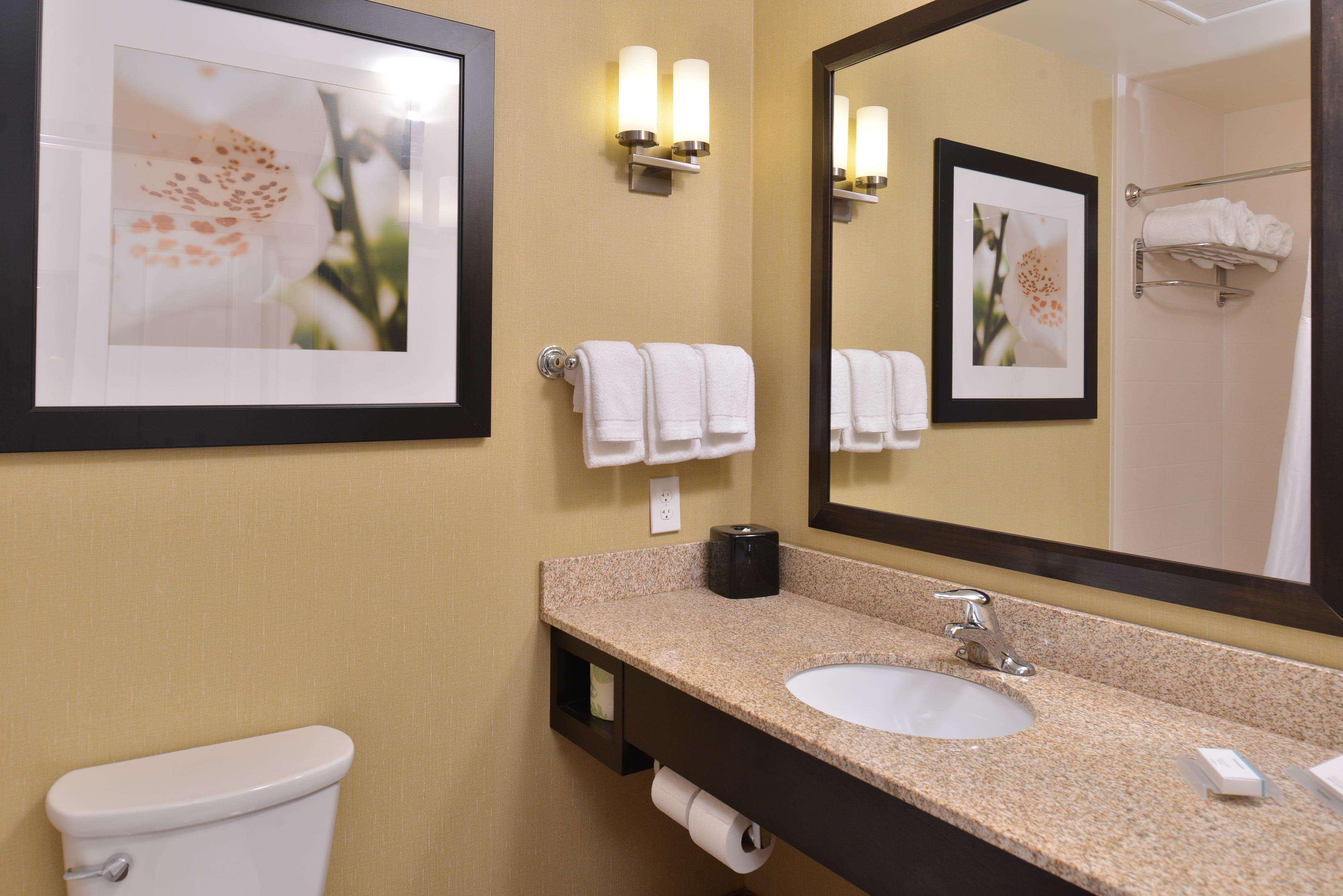 Hilton Garden Inn West Chester Eksteriør billede
