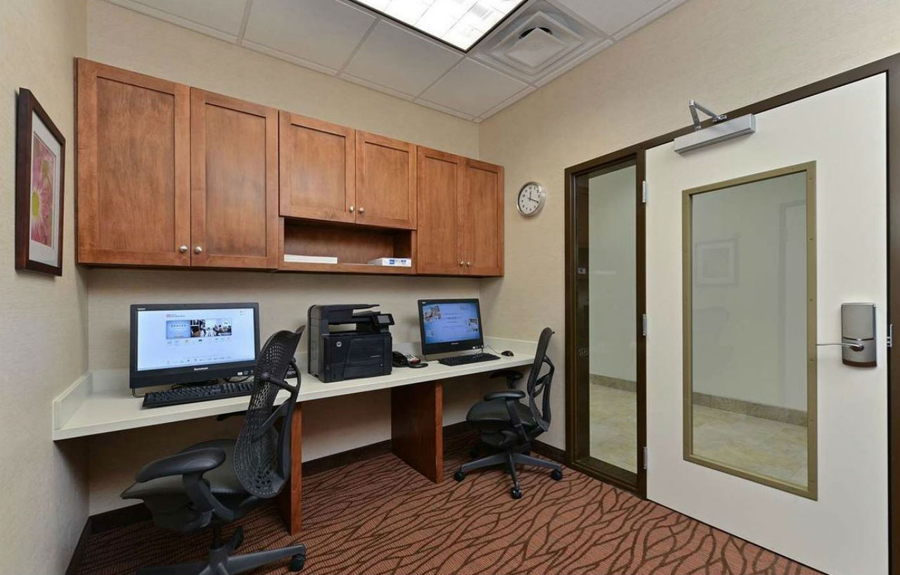 Hilton Garden Inn West Chester Eksteriør billede